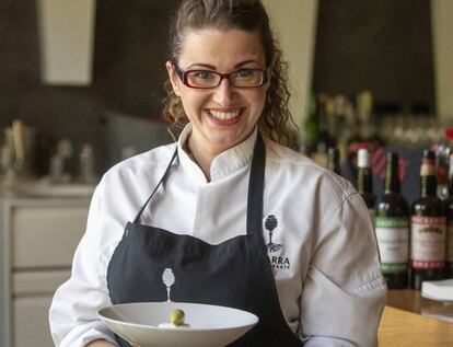 La repostera Begoña Gardel, en el restaurante A'Barra en Madrid.