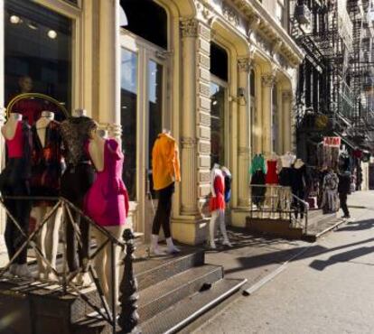 Una tienda de ropa en Canal Street (Nueva York).