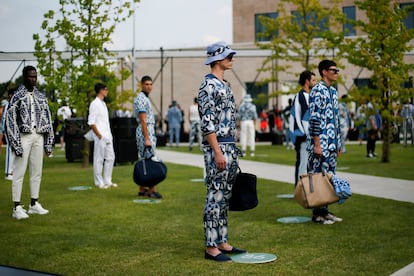 Desfile de moda masculina de Dolce & Gabbana en Rozzano, al sur de MIlán, en julio de 2020.