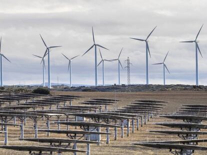 Planta solar y eólica en Albacete
