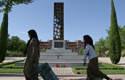 Escultura de homenaje a las víctimas del 11-M en la localidad madrileña de Leganés.
