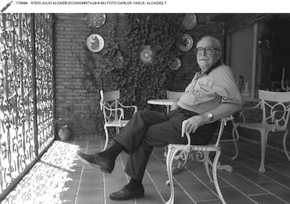 Julio Alcaide, economista y estadístico, en 1994.