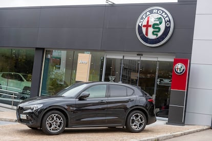 Un concesionario de la marca Alfa Romeo.