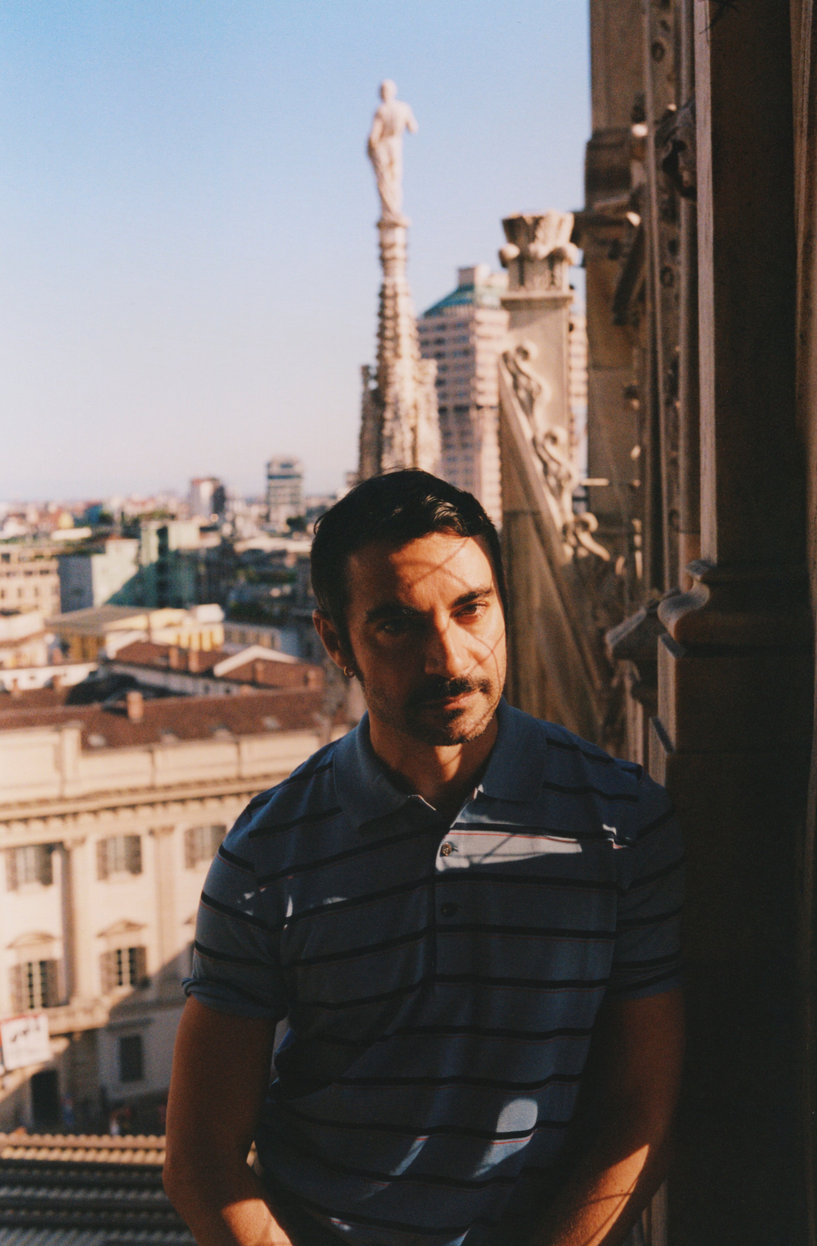 Dario Vitale, nuevo director creativo de Giorgio y Emporio Armani Accesorios