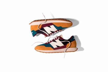 Con un perfil imponente y un atrevido 'color block', la nuevas New Balance 237 encuentran el equilibrio entre la estética vintage y la tendencia urbana.