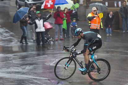 Froome, durante su fuga triunfadora en el Tour de Romand&iacute;a.