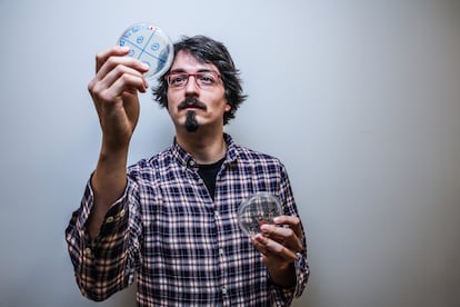 Evolutionary biologist Alejandro Couce, at the Center for Plant Biotechnology and Genomics of the Polytechnic University of Madrid.