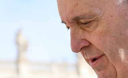 El papa Francisco preside la audiencia general del miércoles en la plaza de San Pedro, del Vaticano.
