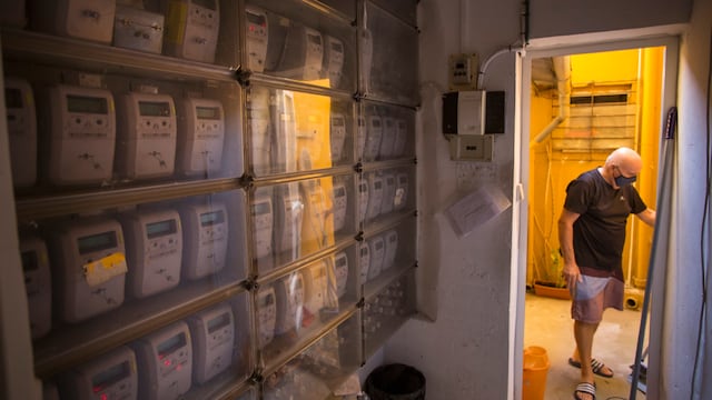 Electricity: Spain announces new measures to bring down soaring energy ...