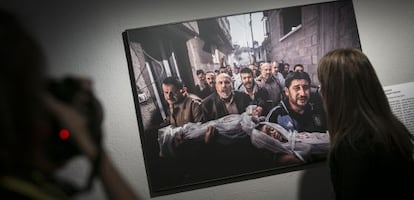 Inauguración de la muestra de fotoperiodismo del World Press Photo en el CCCB de Barcelona.