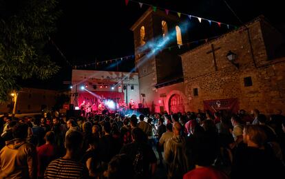 Escenario del Boina Fest en Arenillas (Soria) en la edición de 2023, en fotos cedidas por Oliver Heras para Boina Fest.