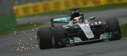 Hamilton, durante los libres del GP de Australia.