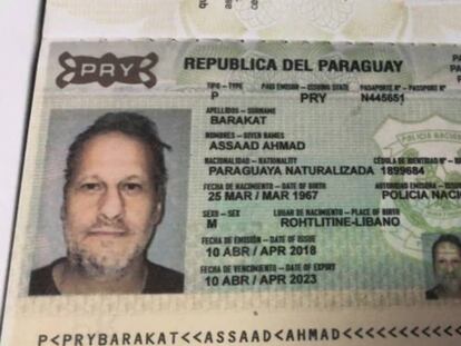 El pasaporte falsificado de Barakat.
