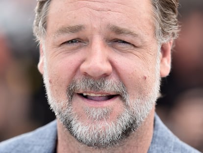 Russell Crowe posa para la prensa durante la proyección de 'Dos buenos tipos' en el Festival de Cannes en 2016.