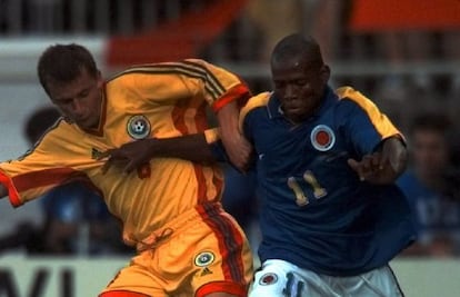 Asprilla, durante un partido con la selección
