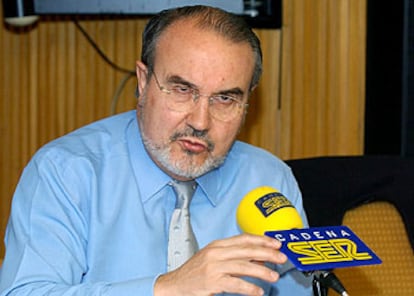 Pedro Solbes, durante una entrevista en la cadena SER.