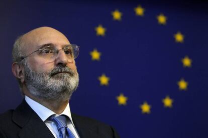 El diplomàtic Juan Fernández Trigo va entrar aquest dimarts al Departament d'Exteriors.