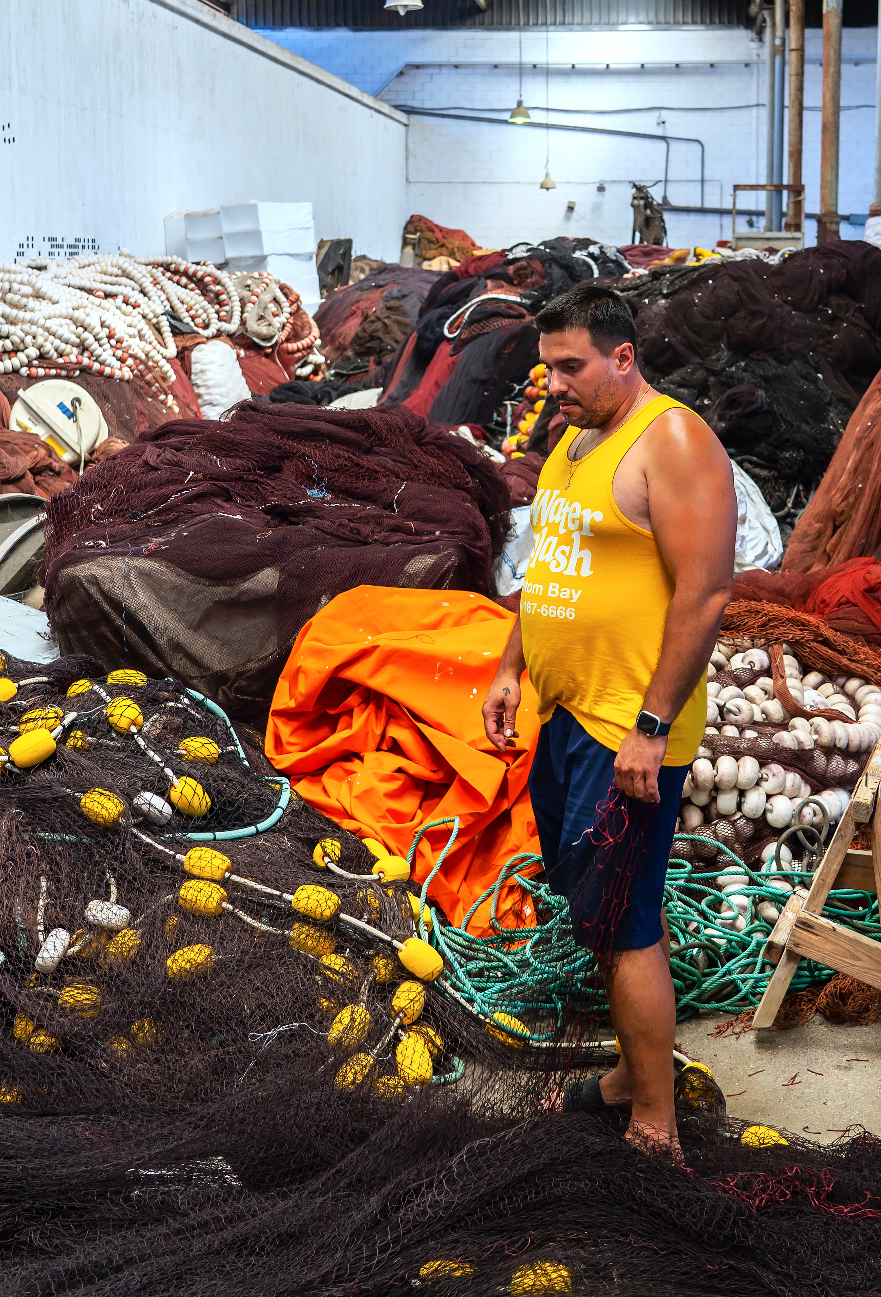 Calles de salitre y arena: la Barceloneta que acoge la Copa América, más allá de la hostelería voraz y los alquileres turísticos