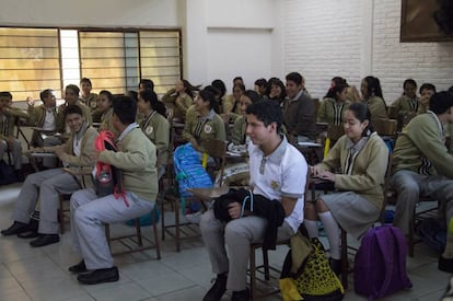 Estudiantes de una secundaria técnica en la Ciudad de México.