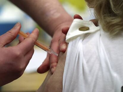 Proceso de vacunación en Reino Unido. 