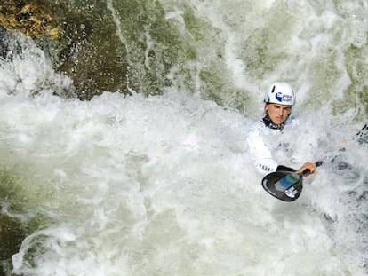 Maialen Chourraut en un entrenamiento en el Canal de la Seu.