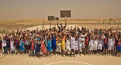 Foto facilitada por Unicef del viaje de Pau Gasol a Irak en 2013.