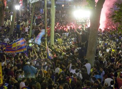 Barcelona sale a la calle para celebrar el título