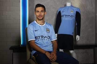 Navas, con la camiseta de su nuevo equipo, el Manchester City.