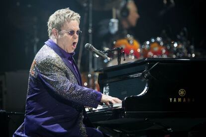 Elton John, en el recital en el Sant Jordi. 