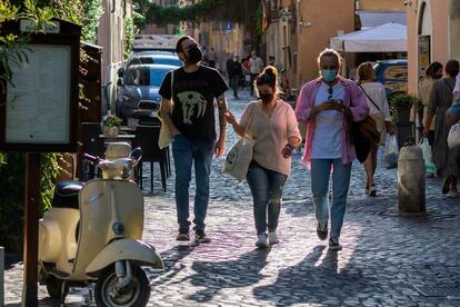 Una calle del barrio romano del Trastevere, uno de los más genuinos de la capital italiana.