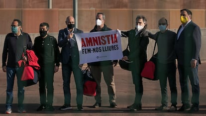 Los presos del 'procés', a la salida de la cárcel de Lledoners, el 29 de enero de 2021.