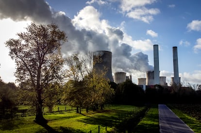 Steam rises from the coal-fired power plant Niederaussem, Germany, on Nov. 2, 2022