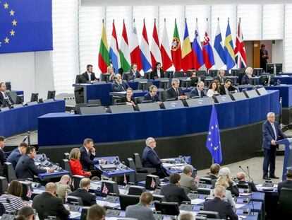 El presidente de la Comisi&oacute;n Europea, Jean Claude Juncker en la Euroc&aacute;mara de Estrasburgo (Francia).