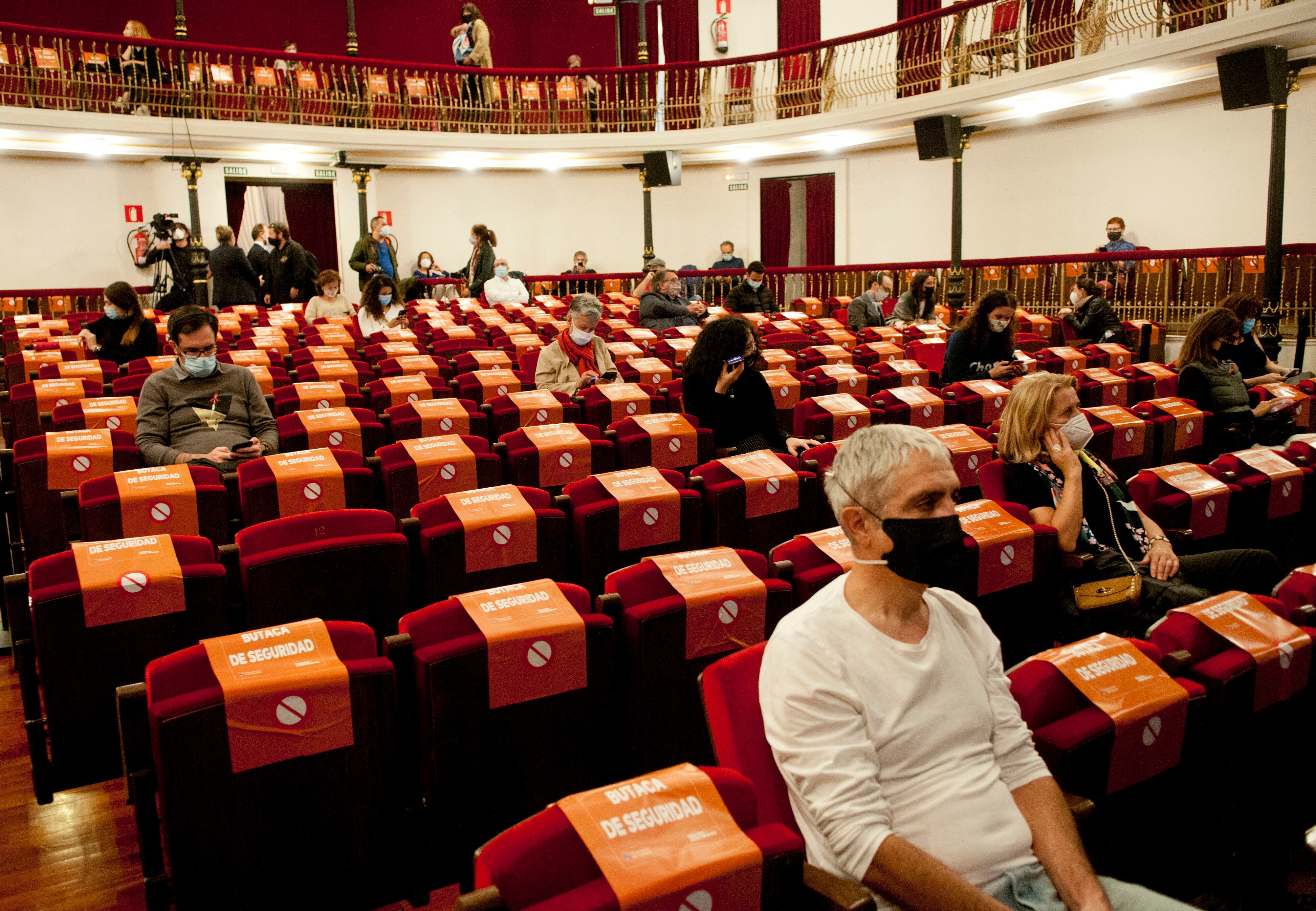 El Teatro Juan Bravo,  el pasado sábado durante la charla de Guillermo Arriaga.