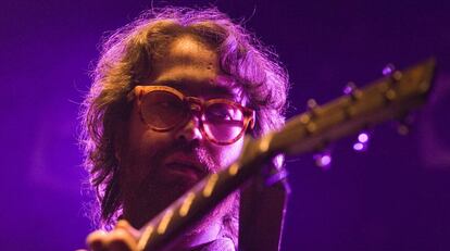 Sean Lennon, m&uacute;sico e hijo de John Lennon, durante una actuaci&oacute;n en Barcelona (2007).