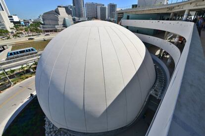 El Museo de Ciencias Phillip and Patricia Frost acaba de inaugurarse en Miami, Florida. 