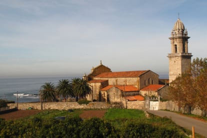 Monasterio de Santa María de Oia.