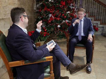 El presidente de la Generalitat valenciana, Ximo Puig, durante la entrevista..