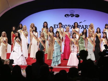 Varias modelos en el certamen de Miss Alemania en 2007.
