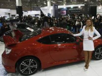 Vista de un deportivo FT86 de Toyota durante el XII Salón del Automóvil de Santiago (Chile). EFE/Archivo