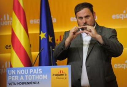 Oriol Junqueras, durante la rueda de prensa que ofreció ayer en Barcelona.