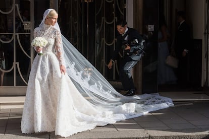 Nicky Hilton, de Valentino. La hermana pequeña de Paris fue la primera de las herederas Hilton en pasar por el altar. Lo hizo vestida por su diseñador de cabeza con un diseño digno de una princesa.