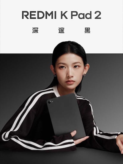 Chica con el REDMI K Pad 2