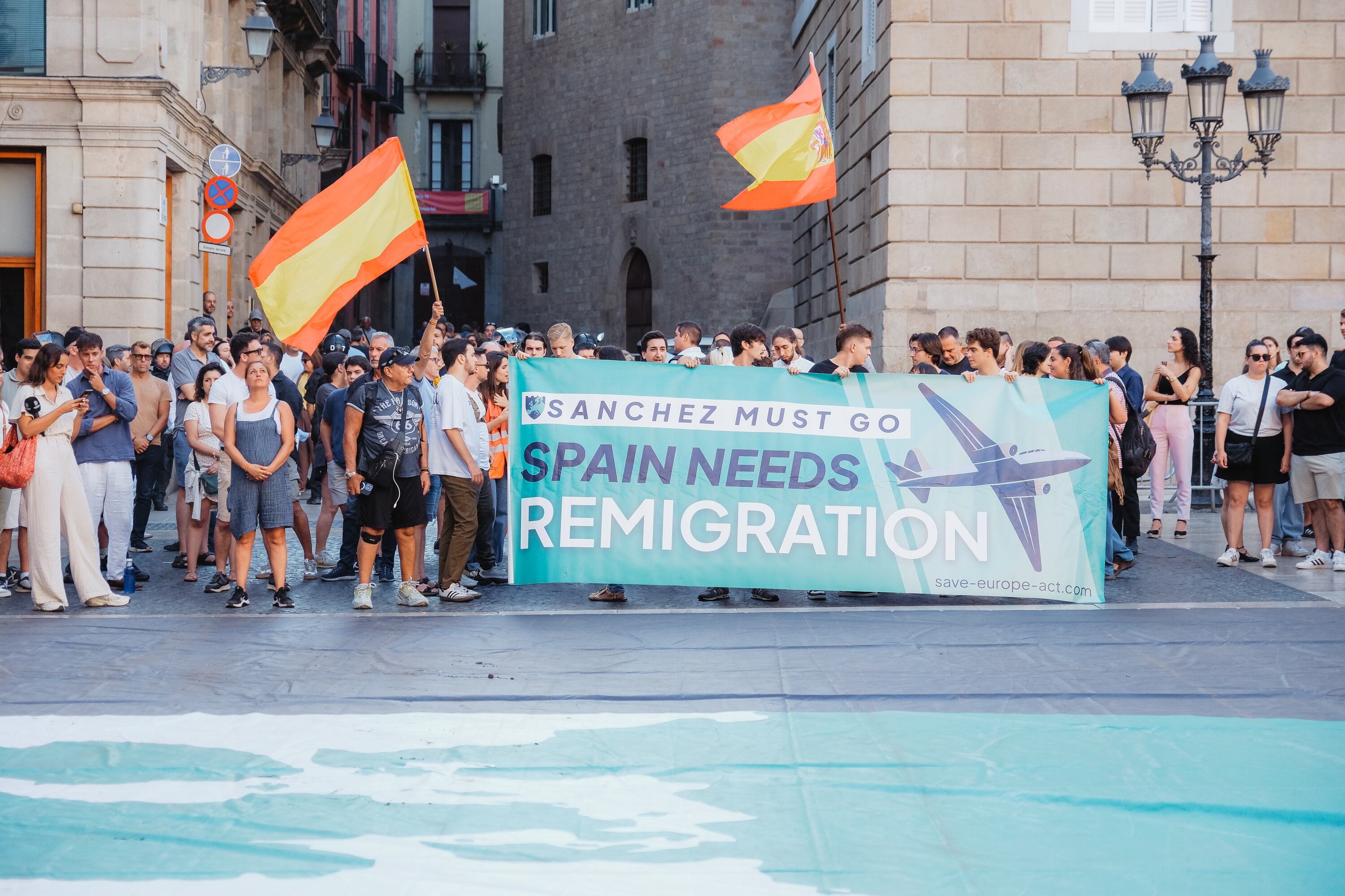 Un momento de la manifestación Save European Act, en Barcelona. / Roberto Palomo