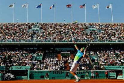 Rafael Nadal durante el partido de semifinales de Roland Garros contra Jurgen Melzer, ayer en París.