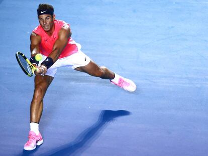 Nadal, durante el partido contra Kecmanovic en Acapulco.