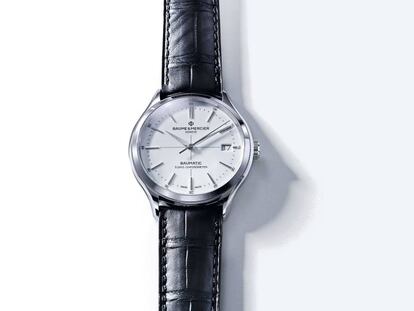 Un reloj frente al paso del tiempo