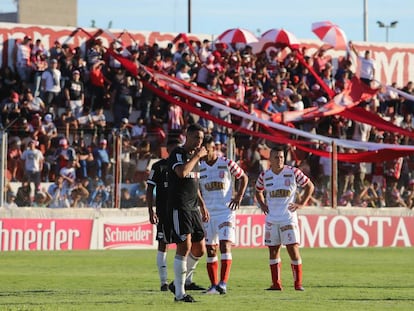 Una imagen del partido Barracas-Riestra, en la B Metropolitana.