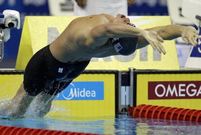 Lochte, durante la final de los 200m espalda.