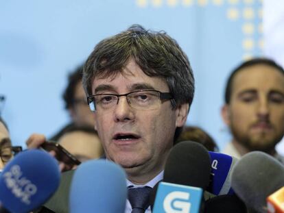 Carles Puigdemont atiende a la prensa en Bruselas.